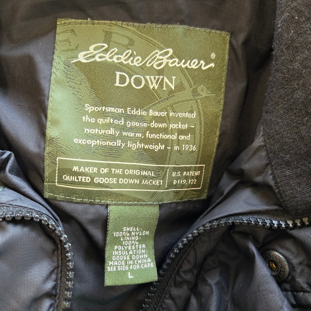 Eddie Bauer Mens L Black Down Vest Quilted‎ Goose Down Puffer Lightweight Casual - Picture 2 of 10